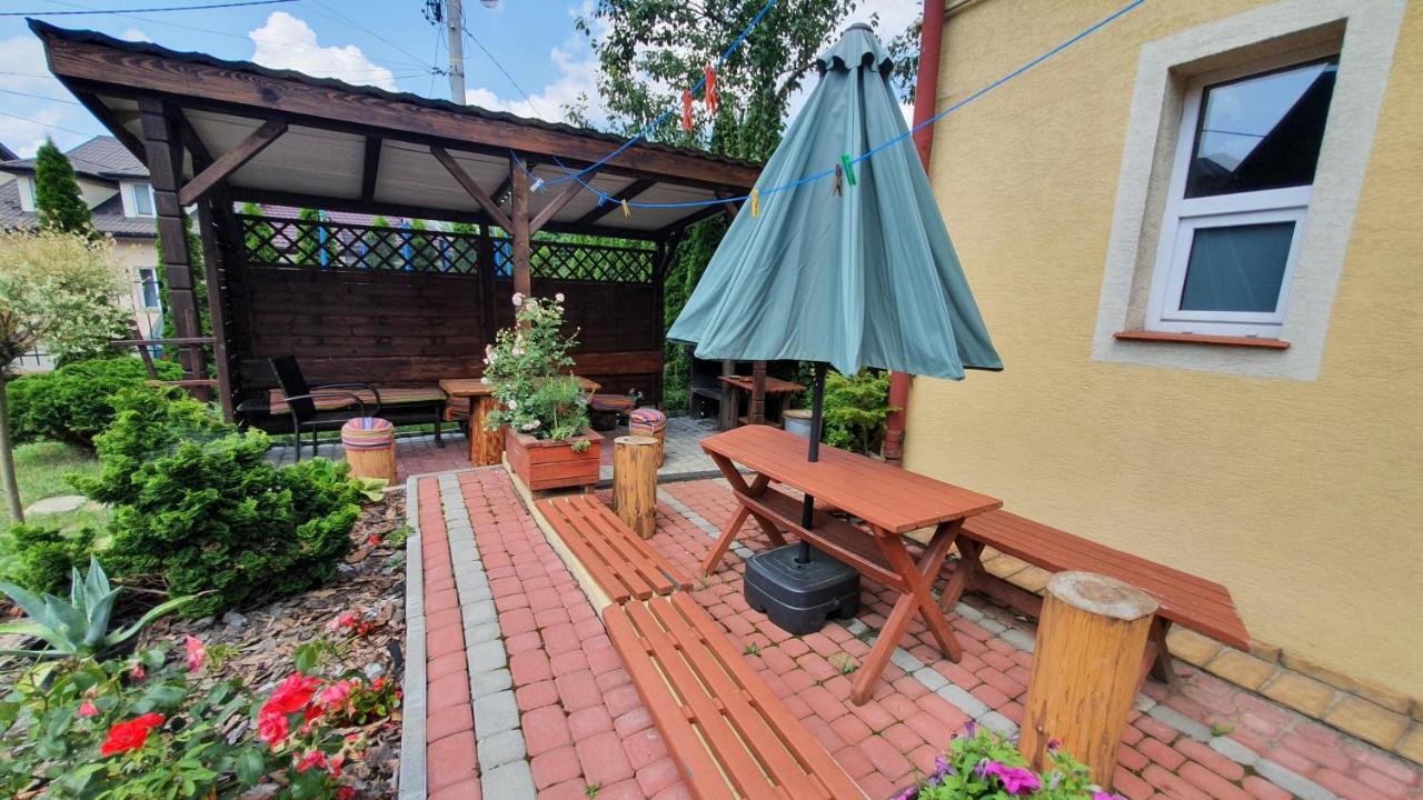 Ferienwohnung Brama Bieszczad Lesko Exterior foto