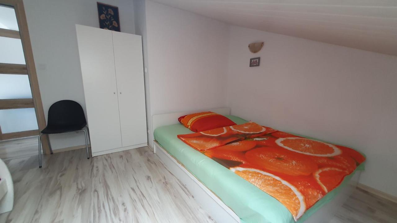 Ferienwohnung Brama Bieszczad Lesko Exterior foto