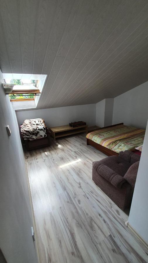 Ferienwohnung Brama Bieszczad Lesko Exterior foto